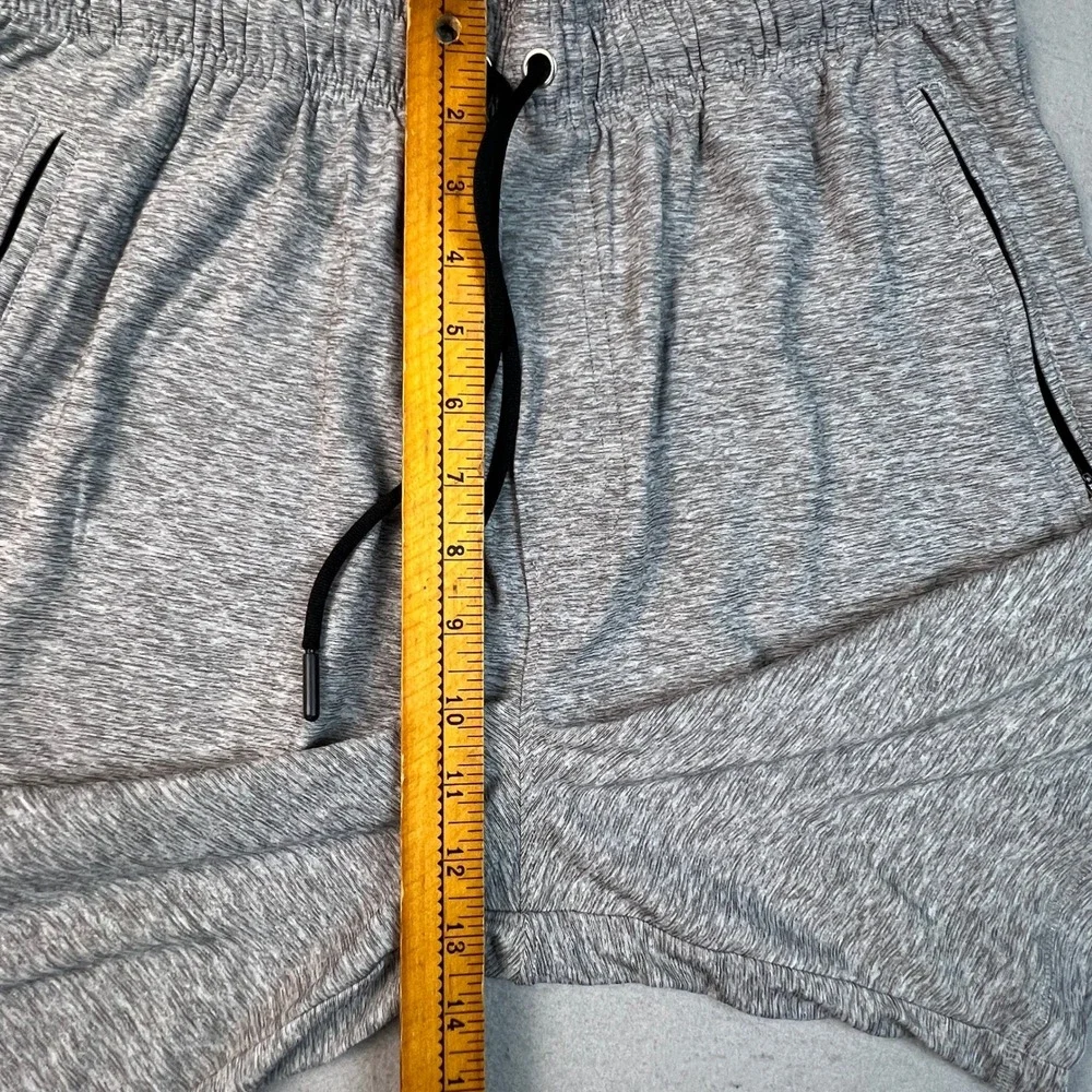 Mitre Athletic Training Shorts Mens Medium Grey Space Dye Zipper Pockets Gym